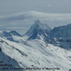 Mont Cervin / Matterhorn vue de la crète d'Esserts.